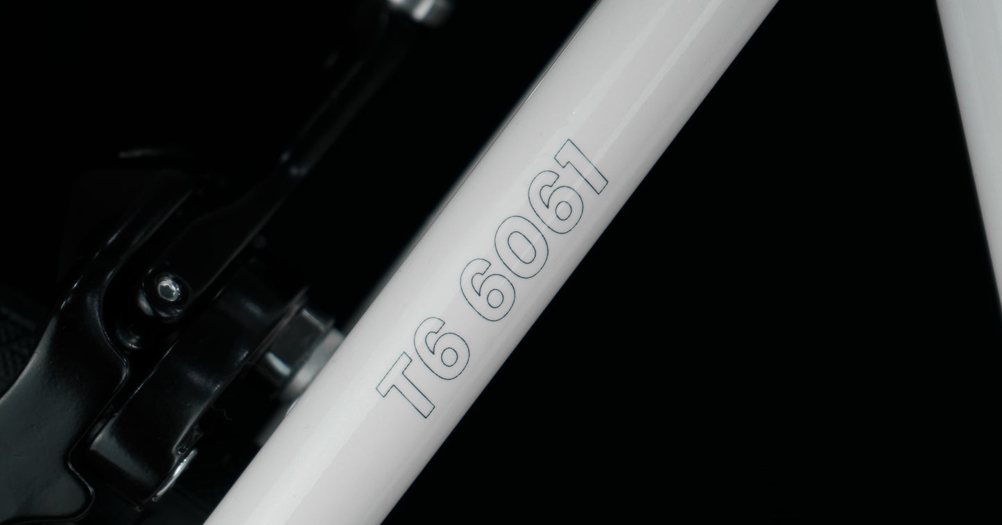 Battalion Frontline 130, Limited Edition Road Bike with Shimano Claris 16 Speed